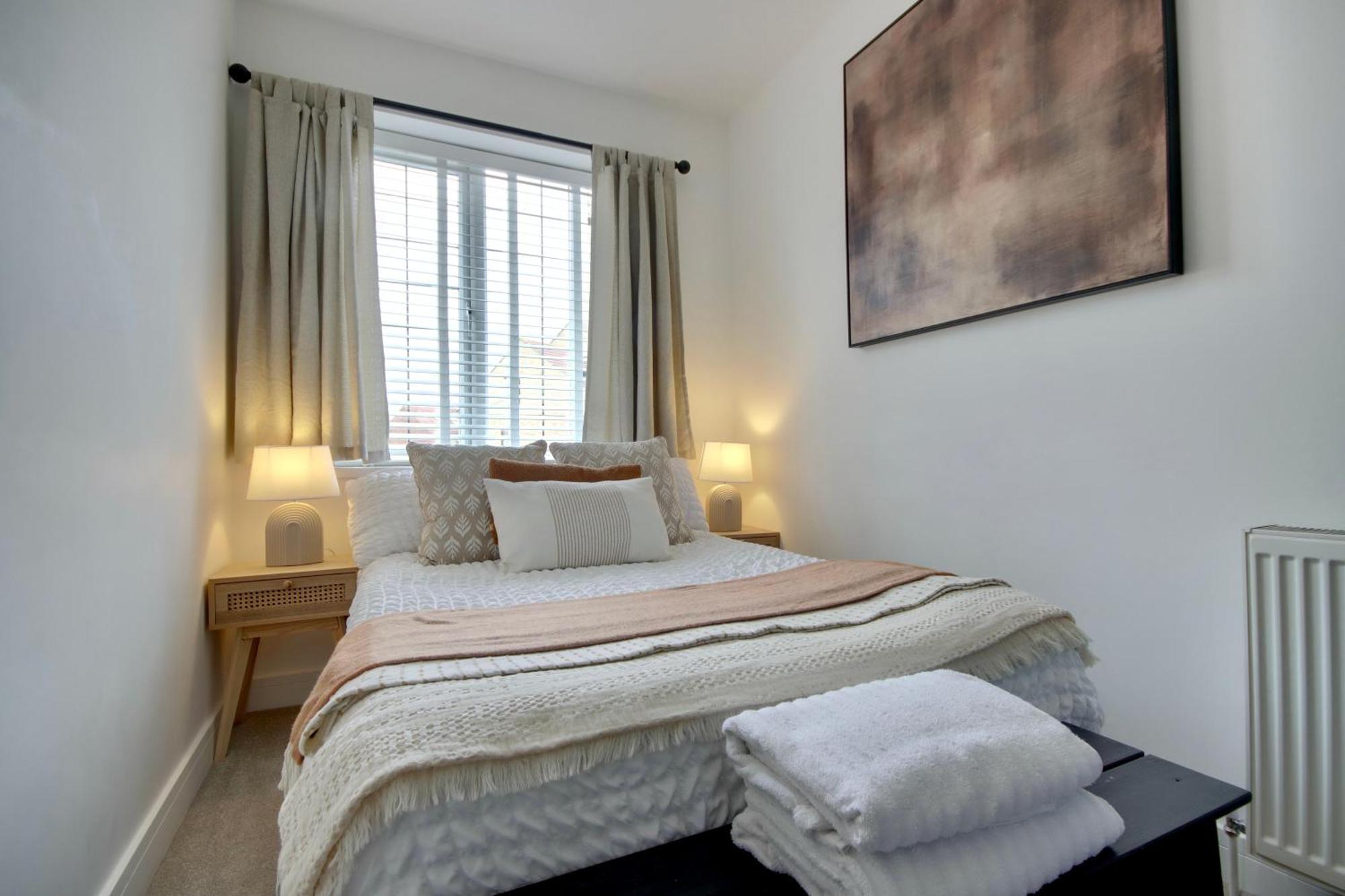 Clover Lodge Portsmouth Luxury Home With Off Road Free Parking 外观 照片