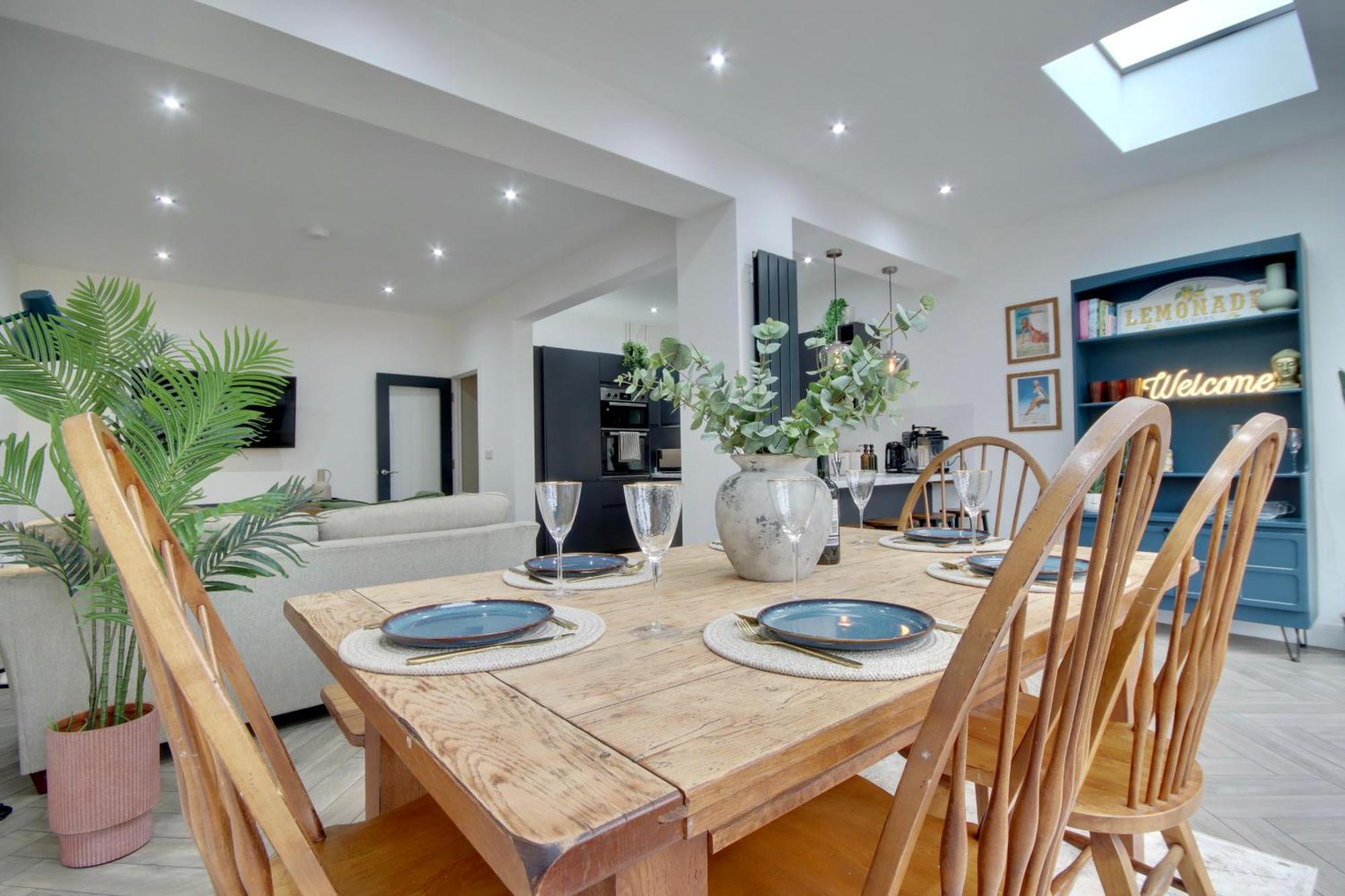 Clover Lodge Portsmouth Luxury Home With Off Road Free Parking 外观 照片